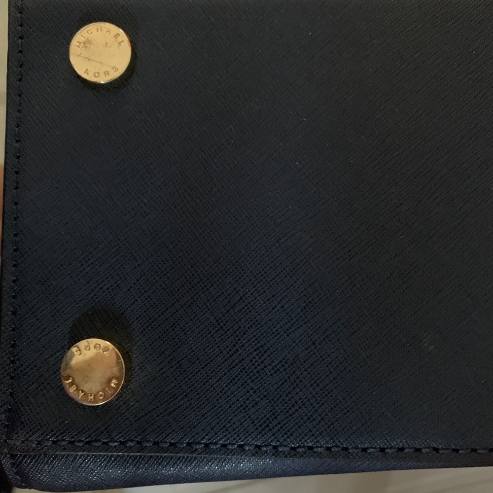 Michael Kors | Selma Satchel - Picture 4 of 9